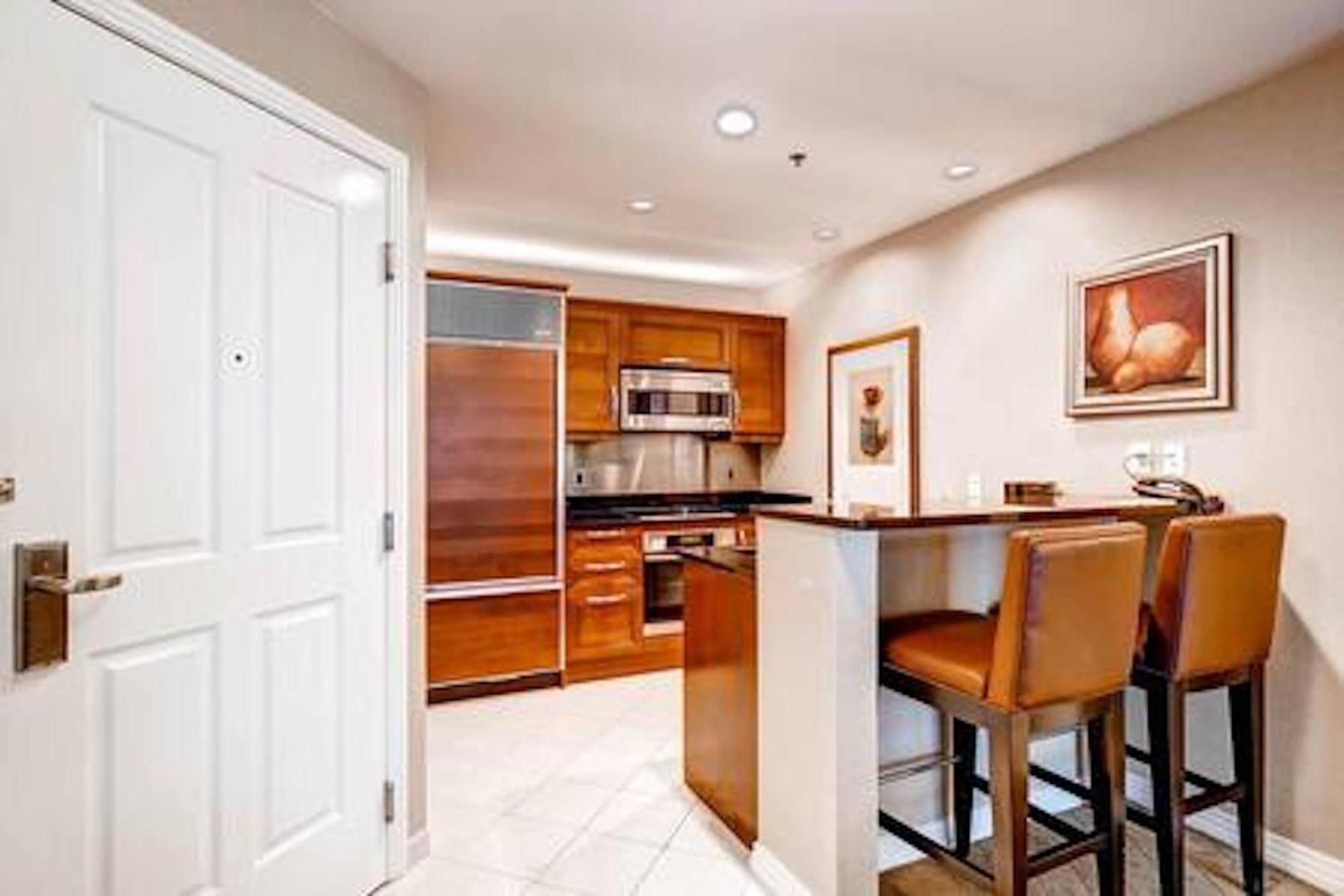 Strip & Sphere View - Separate Living Room - 2 Full Bath - Full Kitchen - Balcony - 900 Sqft - Mgm Signature 라스베이거스 외부 사진