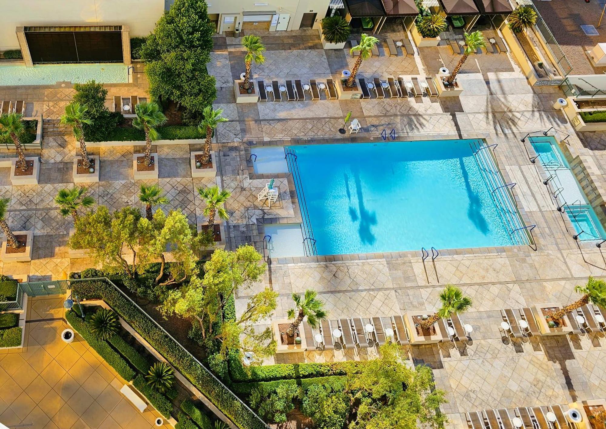 Strip & Sphere View - Separate Living Room - 2 Full Bath - Full Kitchen - Balcony - 900 Sqft - Mgm Signature 라스베이거스 외부 사진